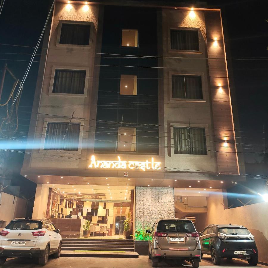 Ananda Castle Hotel Vrindāvan Exterior photo
